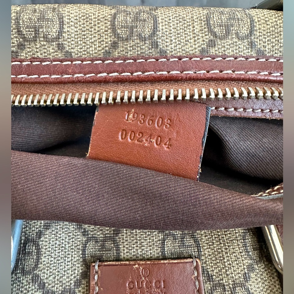 Pre-loved Authentic Gucci Vintage GG Supreme Medium Joy Boston Bag - Picture 12 of 16